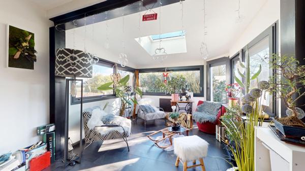 EXCLUSIVITE Vente Maison La Ville Du Bois 7 pièces 132 m2 - 625 m² terrain - garage - piscine - jacuzzi