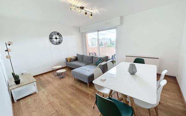 Appartement à louer    5 pièces •  Pau