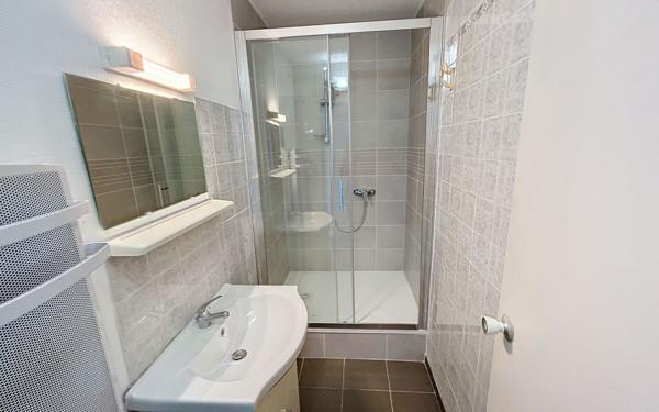 Appartement à louer    5 pièces •  Pau