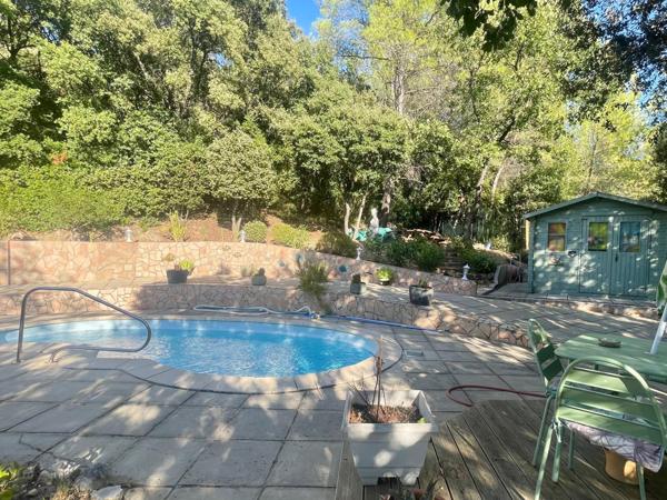 Maison  garage et studio avec Piscine,