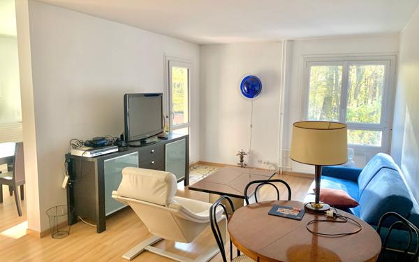 Appartement à vendre    4 pièces • 77,13 m2 Champs-sur-Marne