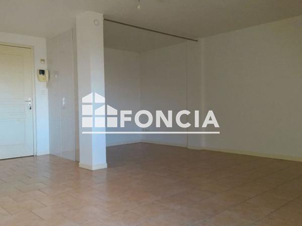 Location Studio 37.7 m² - 4 RUE DE LA CONGREGATION Laon 02000