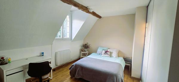 PROCHE CHARTRES : Vallée de l'Eure - Longère pleine de charme en Vallée de l'Eure