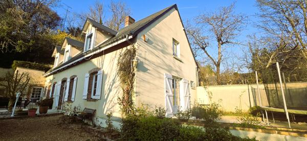 PROCHE CHARTRES : Vallée de l'Eure - Longère pleine de charme en Vallée de l'Eure