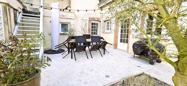 PROCHE CHARTRES : Vallée de l'Eure - Longère pleine de charme en Vallée de l'Eure