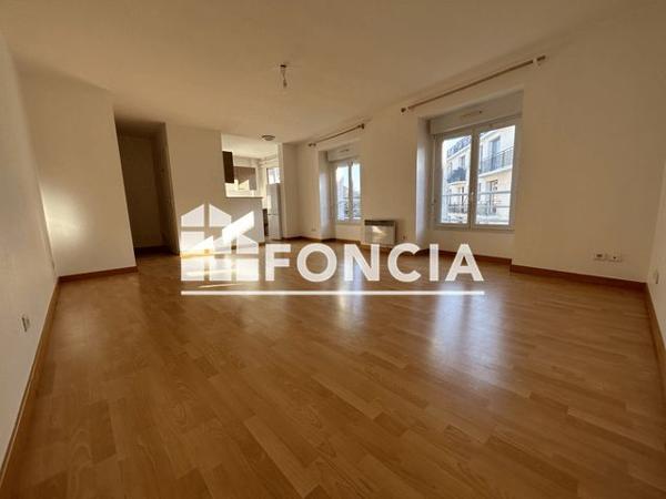 Location Appartement 3 pièces 58.6 m² - RESIDENCE LE GALLIEN - 46 BIS RUE MAGENTA Poitiers 86000