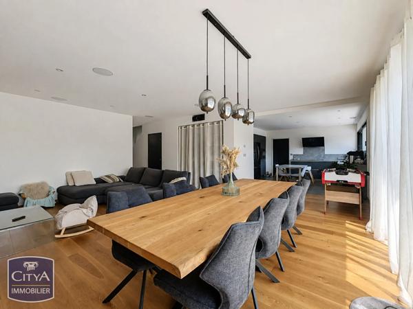 Maison à vendre 5 pièces 150m² Nîmes (30000)