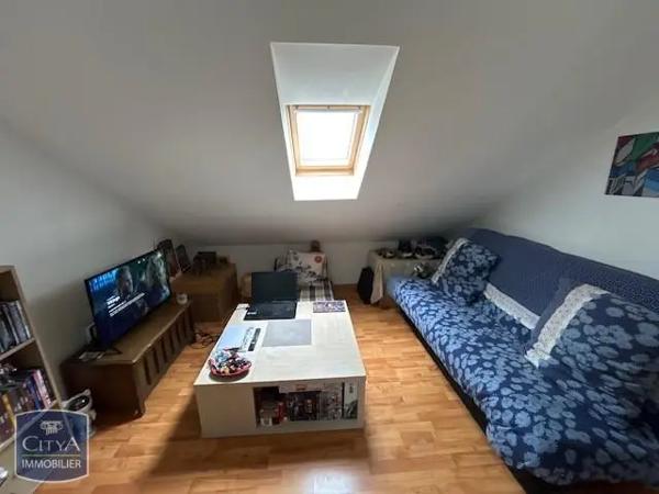 Appartement à louer 1 pièce 28.39m² Saumur (49400)