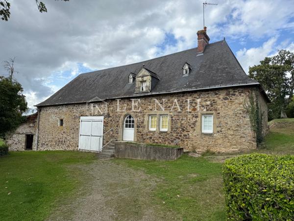 Magnifique château XVIe et XXe pour activité professionnelle à 10 km de Laval