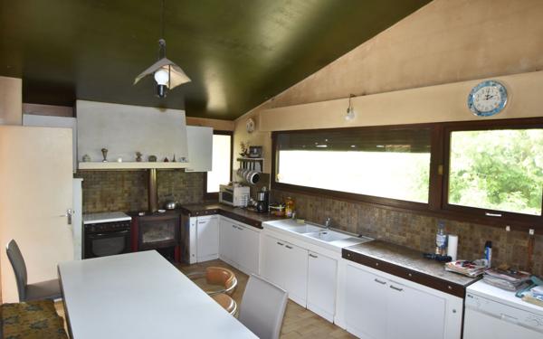 Maison à vendre    5 pièces •  Hagetmau