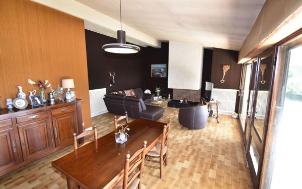 Maison à vendre    5 pièces •  Hagetmau