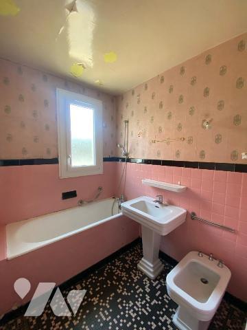 NOUVEAUTÉ 
Emplacement  recherché
Venez découvrir cette maison mitoyenne située   à proximité...
