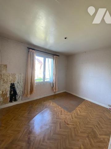 NOUVEAUTÉ 
Emplacement  recherché
Venez découvrir cette maison mitoyenne située   à proximité...