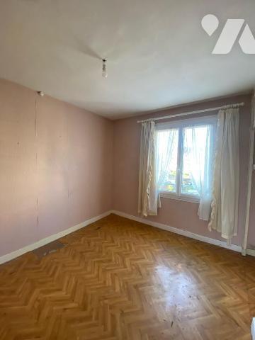 NOUVEAUTÉ 
Emplacement  recherché
Venez découvrir cette maison mitoyenne située   à proximité...