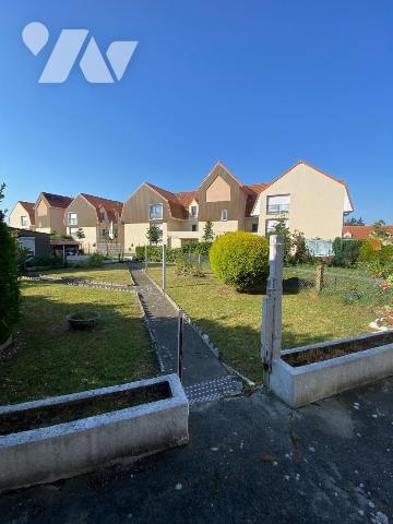 NOUVEAUTÉ 
Emplacement  recherché
Venez découvrir cette maison mitoyenne située   à proximité...