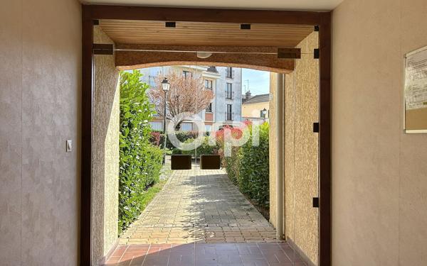 Appartement à vendre    1 pièce • 31,08 m2 Montereau-Fault-Yonne