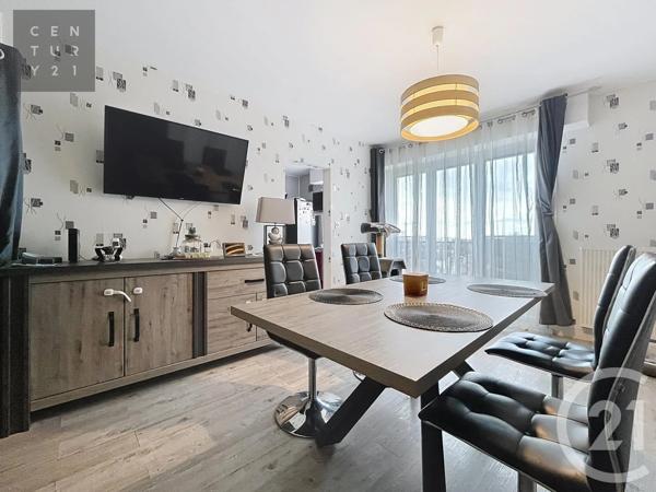 Appartement à vendre  3 pièces - 62,36 m 2   TROYES  - 10