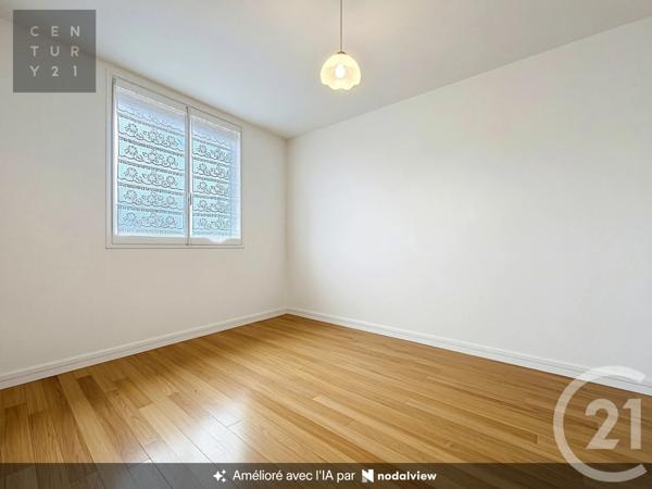 Appartement à vendre  3 pièces - 62,36 m 2   TROYES  - 10