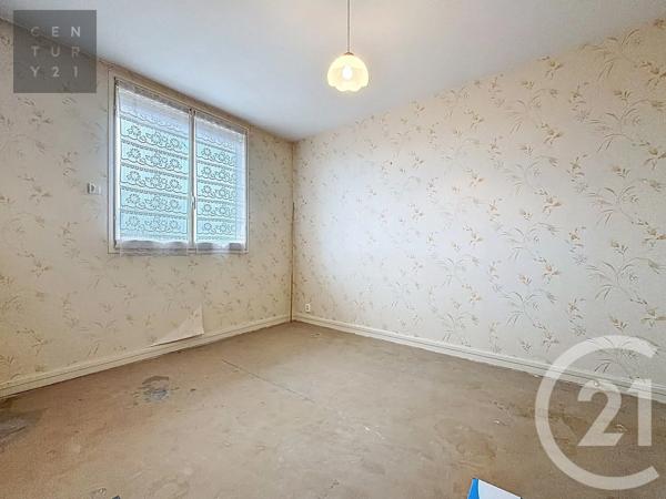 Appartement à vendre  3 pièces - 62,36 m 2   TROYES  - 10