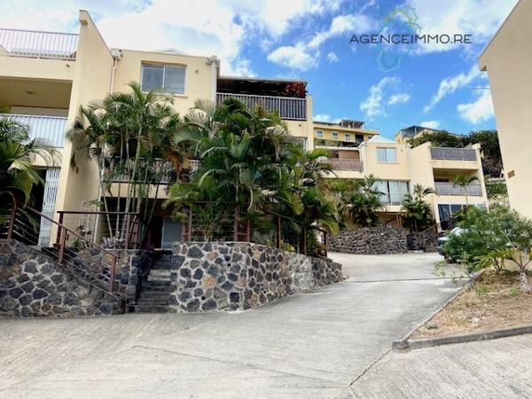 Studio meublé Rés. CHEVALIER D'AVEN À St Gilles les Bains