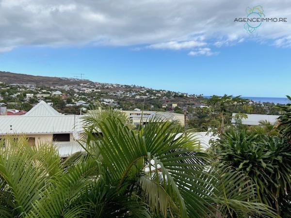 Studio meublé Rés. CHEVALIER D'AVEN À St Gilles les Bains