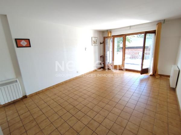 A VENDRE MONTIGNY LE BX LE VILLAGE 2 PIECES EN ETAGE 48,17M² AVEC BALCON, CAVE ET PARK. S/SOL