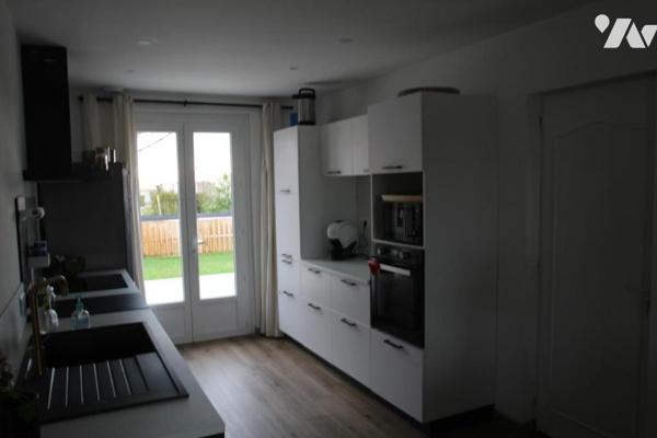 CHAURAY, SECTEUR STADE DE FOOT DANS UN IMPASSE AU CALME, BEAU PAVILLON TYPE 4 PLAIN PIED