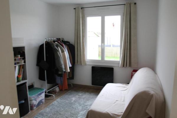 CHAURAY, SECTEUR STADE DE FOOT DANS UN IMPASSE AU CALME, BEAU PAVILLON TYPE 4 PLAIN PIED