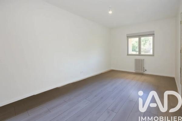 Location appartement 5 pièces 176 m² Mions
