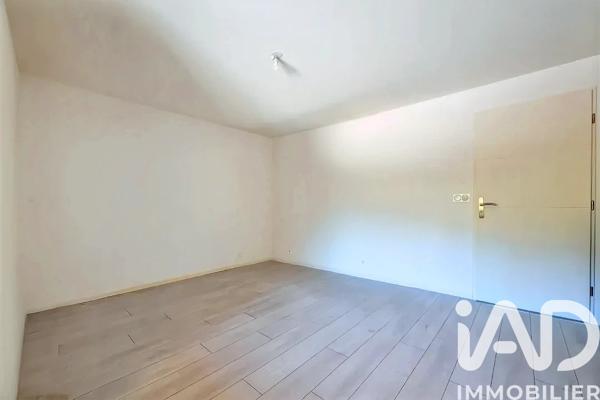 Location appartement 5 pièces 176 m² Mions