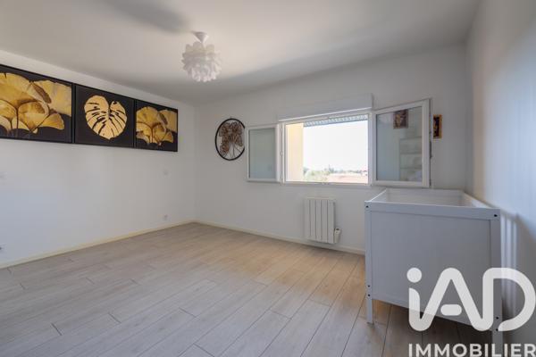 Location appartement 5 pièces 176 m² Mions