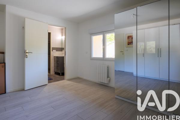 Location appartement 5 pièces 176 m² Mions