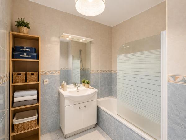 Bayonne Laharie – Appartement T3 avec terrasse de 24 m², garage et cave – Vendu loué