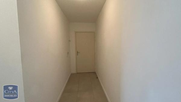 Appartement à louer 1 pièce 27.95m²