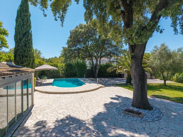 Vente Maison de luxe Castries 7 Pièces 209 m²