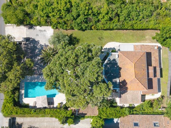 Vente Maison de luxe Castries 7 Pièces 209 m²