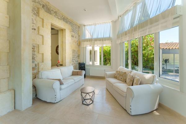Vente Maison de luxe Castries 7 Pièces 209 m²