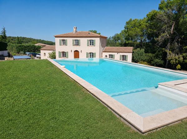 Vente Maison de luxe Éguilles 8 Pièces 200 m²