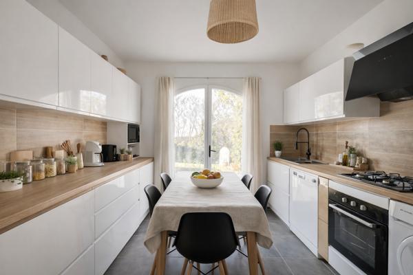 Vente Maison de luxe Éguilles 8 Pièces 200 m²