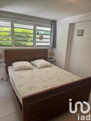 Maison 10 pièces de 200 m² à Sainte-Anne (97180)