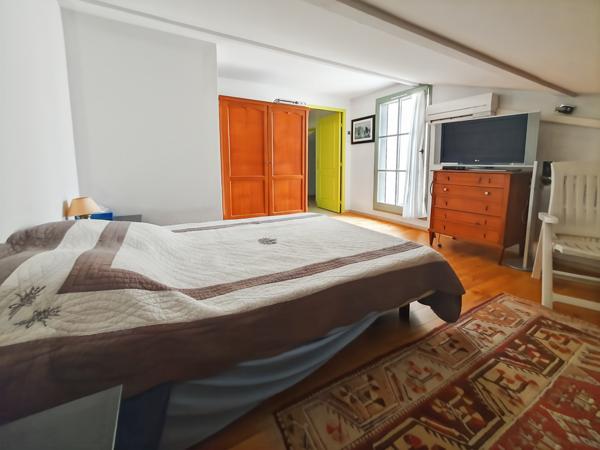 Uzès (30700) A vendre, bel appartement duplex à 10 mn du centre d'Uzès