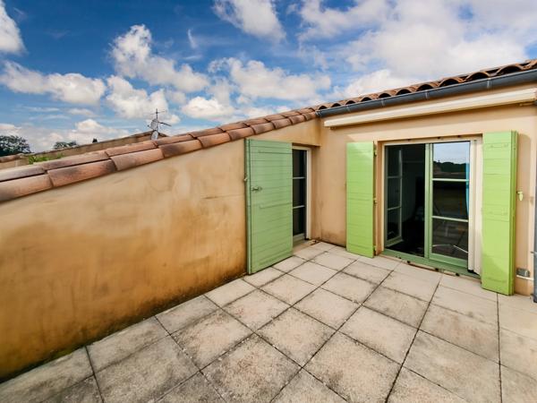 Uzès (30700) A vendre, bel appartement duplex à 10 mn du centre d'Uzès
