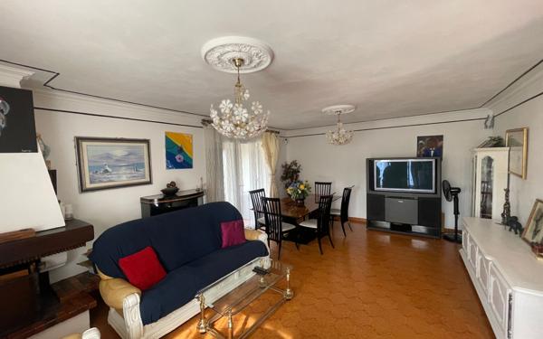 Maison à vendre    6 pièces •  La Seyne-sur-Mer