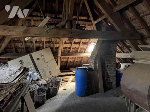 Maison à vendre à La Chapelle-Saint-Luc (10600) - Aube (10)

Venez découvrir cette propriété ...