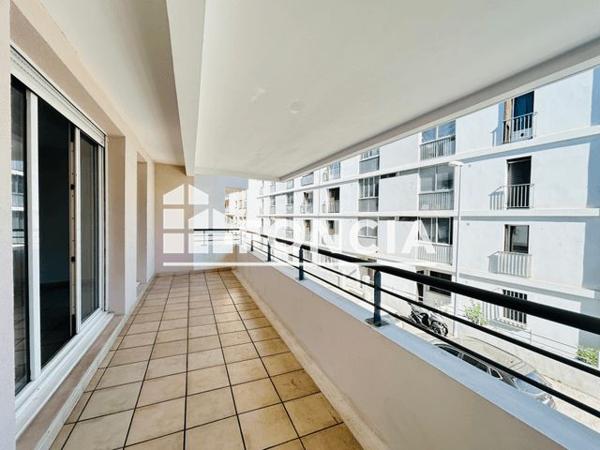 Location Appartement 4 pièces 96.92 m² - 33 RUE DU CAPITAINE CASANOVA Toulon 83000