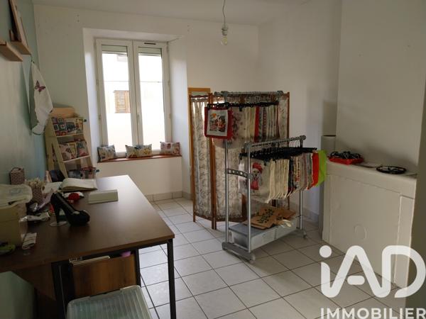 Immeuble à vendre 241 m² Saint-Victurnien