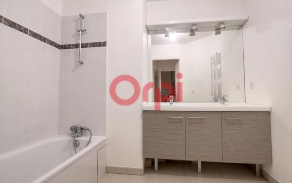 Appartement à louer    3 pièces • 58,72 m2 Saint-Laurent-du-Var