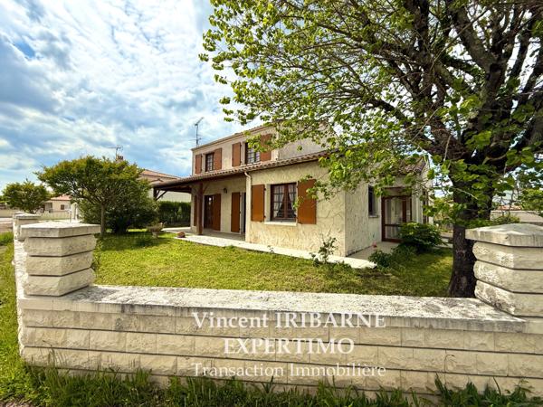 Saujon (17600) Maison 4 chambres, garage et jardin