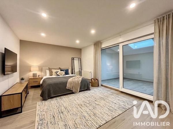 Maison à vendre 10 pièces 303 m² Neuves-Maisons