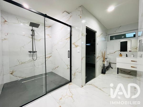 Maison à vendre 10 pièces 303 m² Neuves-Maisons